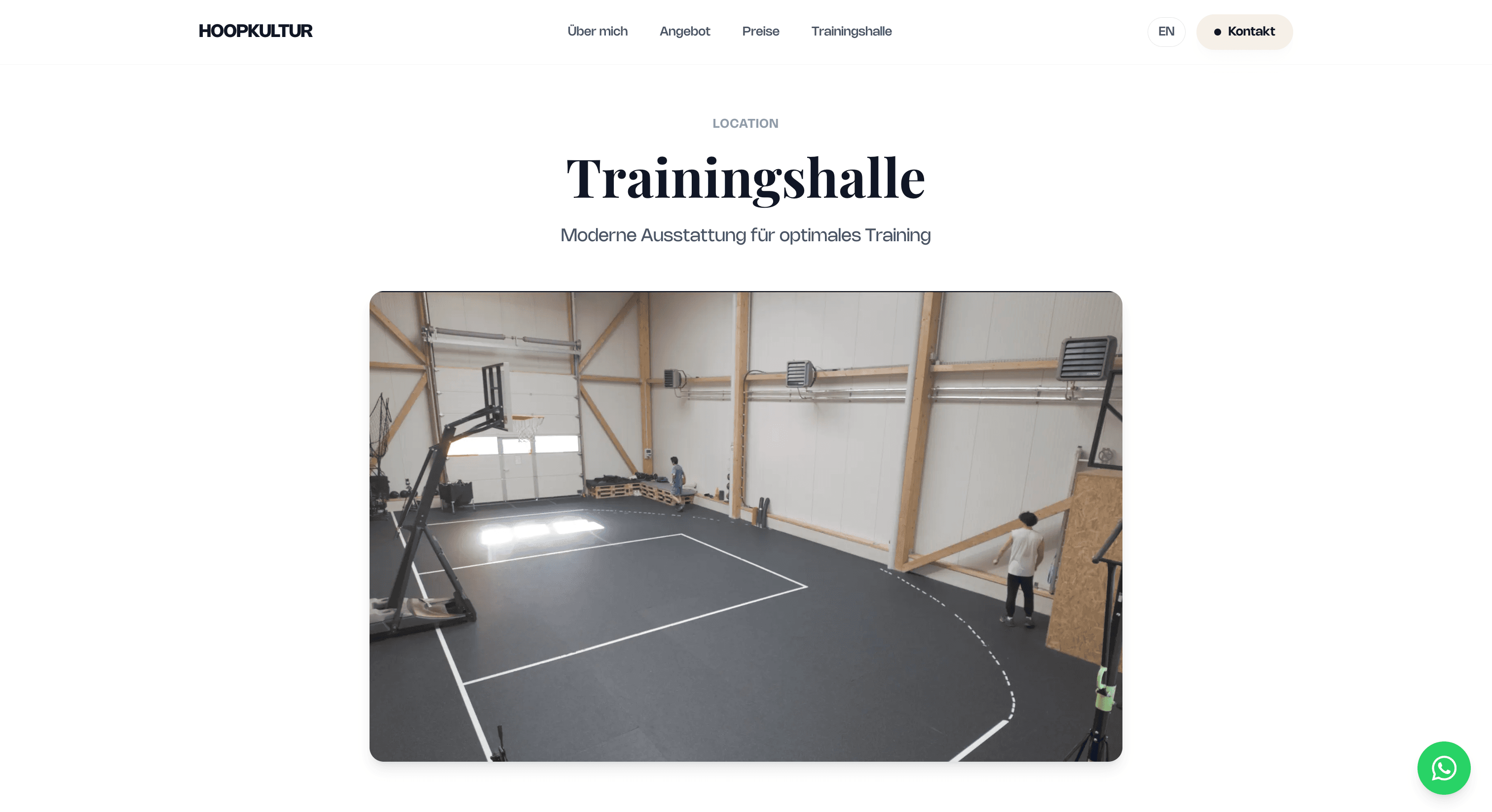 Screenshot of the Hoopkultur website: training hall page with gym photo